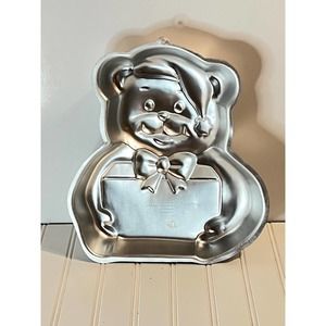 Wilton Santa Bear Vintage Cake Pan